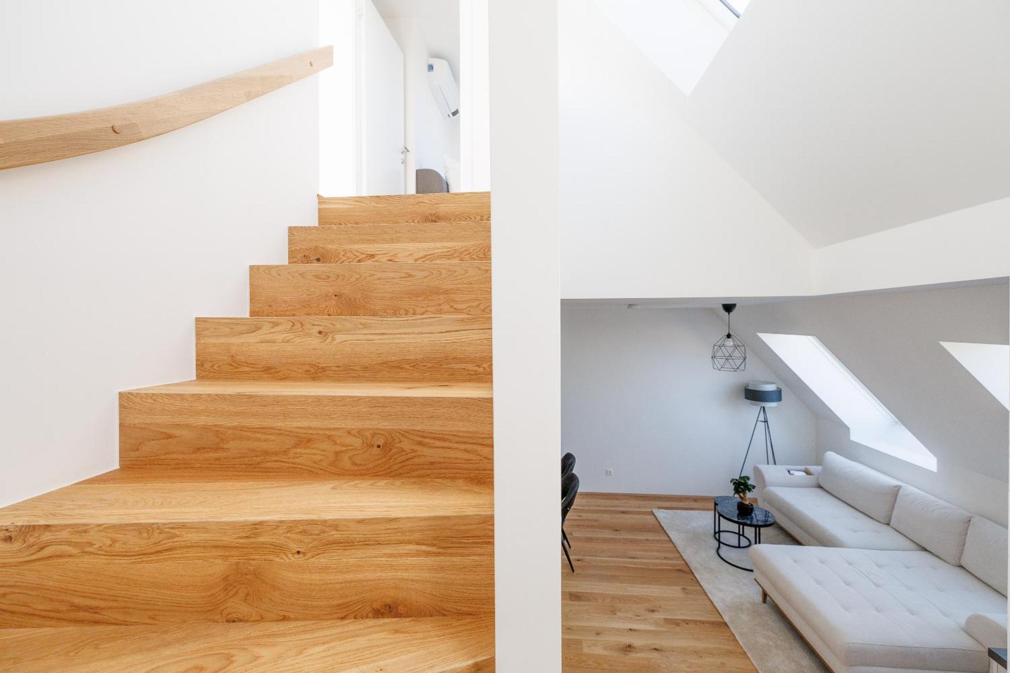 Symphony Apartments 38 - Modern Loft With Terrace And Grill In Central Location Wenen Buitenkant foto