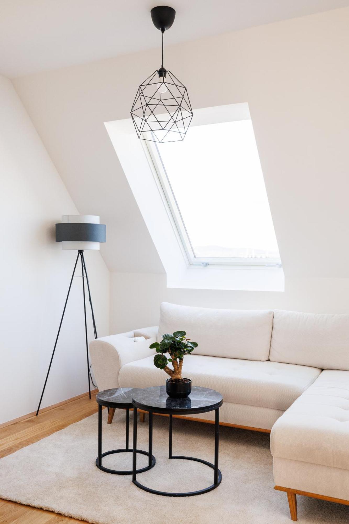 Symphony Apartments 38 - Modern Loft With Terrace And Grill In Central Location Wenen Buitenkant foto